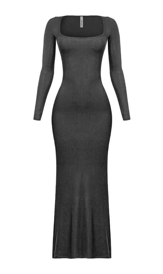 Kourtney L/S Ribbed Maxi Dress (Black)