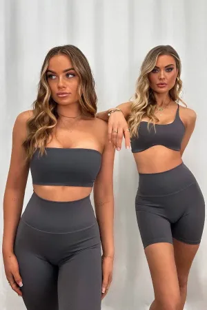 Mira Essential Short - Charcoal