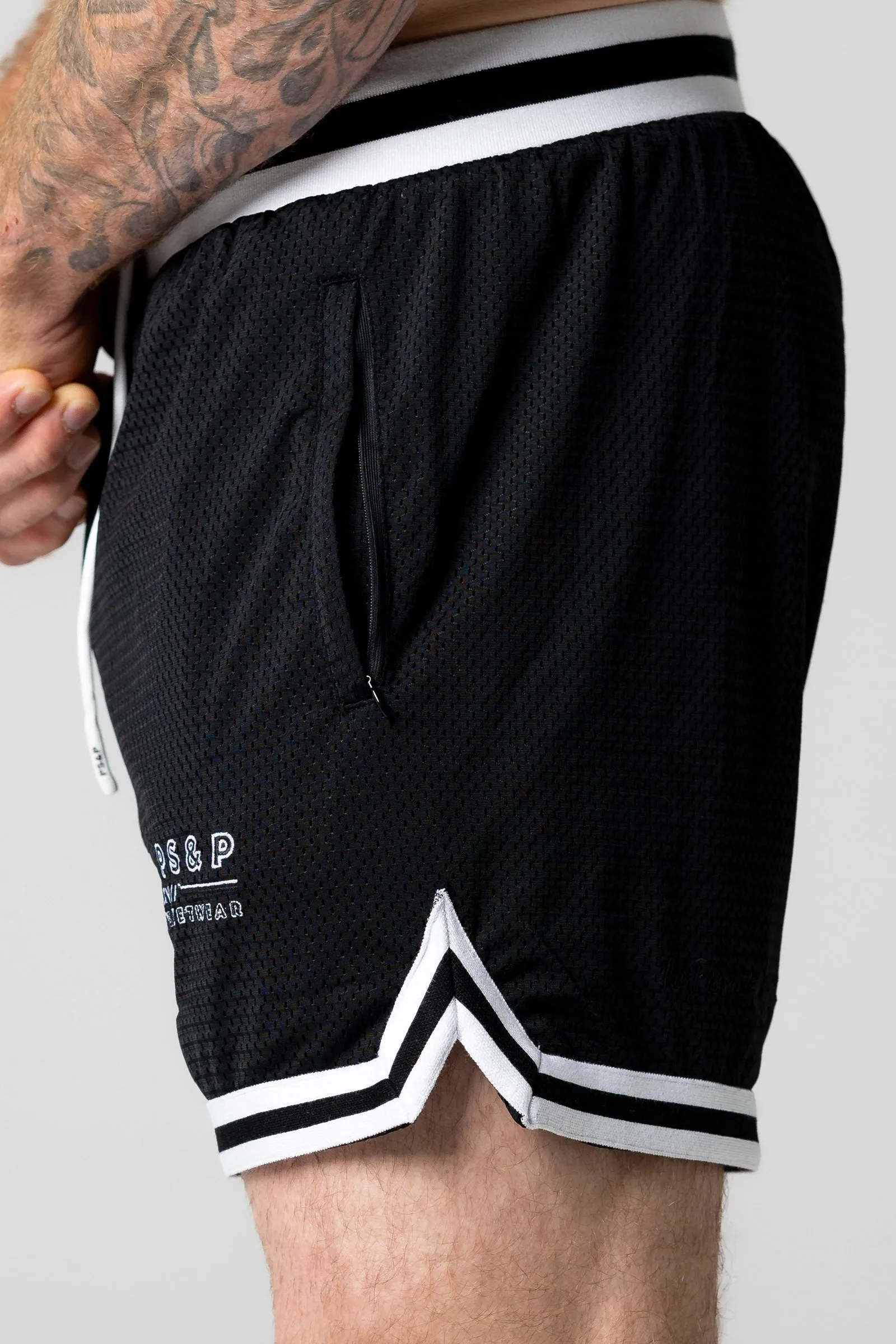 Unbounded Basketball Shorts R2